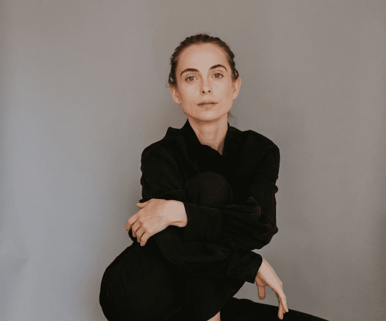 The Intersection of Art and Business: How Franzy Staedter Balances Both to Succeed in the Fashion Industry.