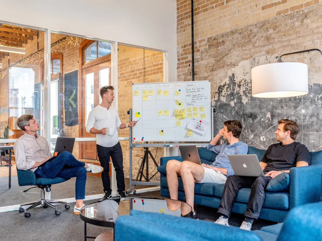 Creating a Positive and Emotionally Intelligent Work Environment